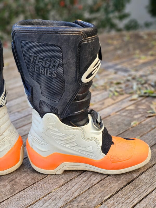 BOTAS USADAS ALPINESTARS TECH 7S ORG/BLK/WHT - Image 9