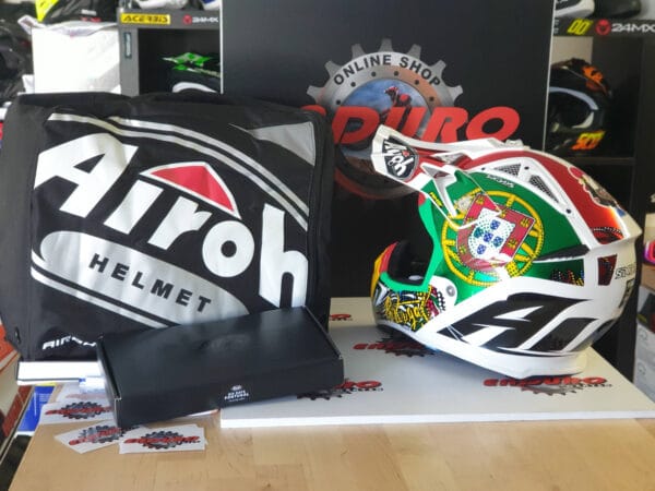 CAPACETE AIROH AVIATOR 2.3 SIX DAYS PORTUGAL 2020 - Image 13
