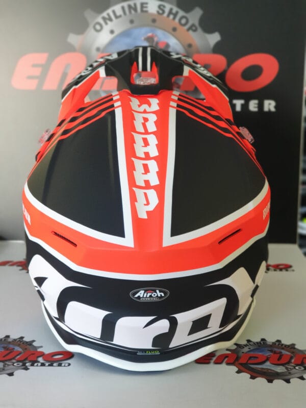 CAPACETE AIROH WRAAP BROKEN ORGFLU/BLK - Image 4