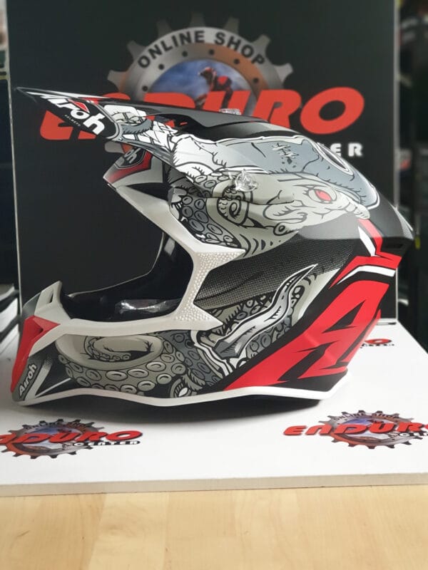 CAPACETE AIROH WRAAP OCTOPUS BLK/GRY/RED - Image 3