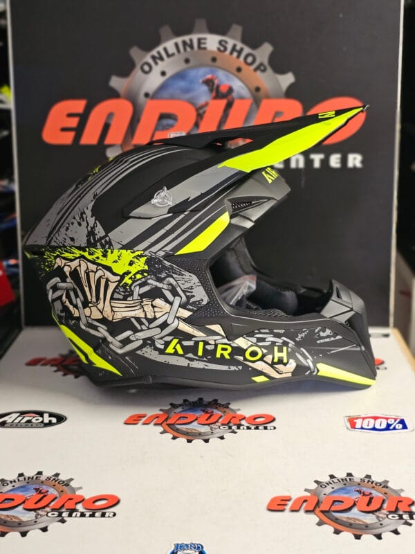 CAPACETE AIROH WRAAAP DARKNESS BLK/GRY/YLWFLU - Image 3