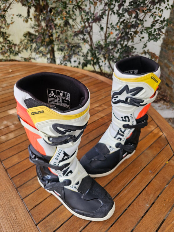 BOTAS USADAS ALPINESTARS TECH 3 BLK/ORGFLU/WHT - Image 2