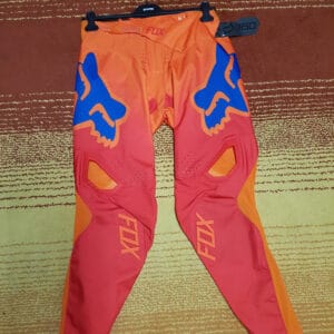 CALÇA FOX 360 VIZA ORGFLU/REDFLU/BLU