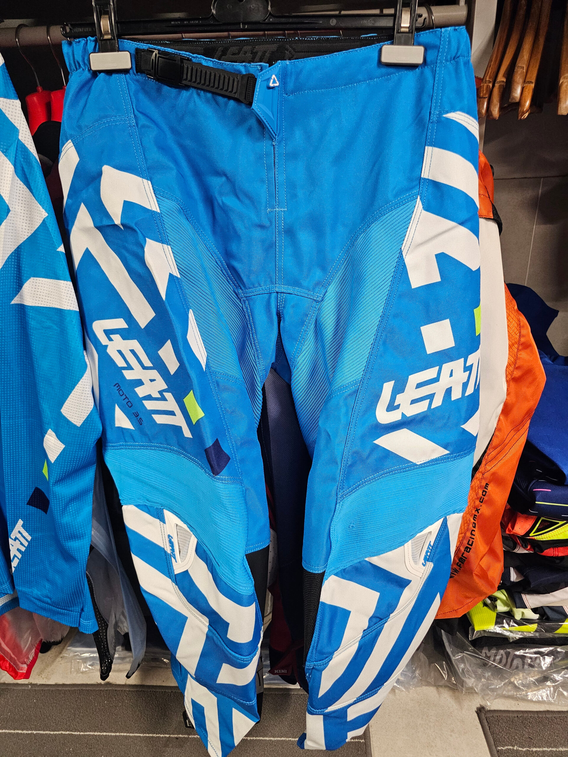 FATO LEATT MX GPX 3.5 CYAN LTBLU/WHT 7 FATO LEATT MX GPX 3.5 CYAN LTBLU/WHT - Image 7