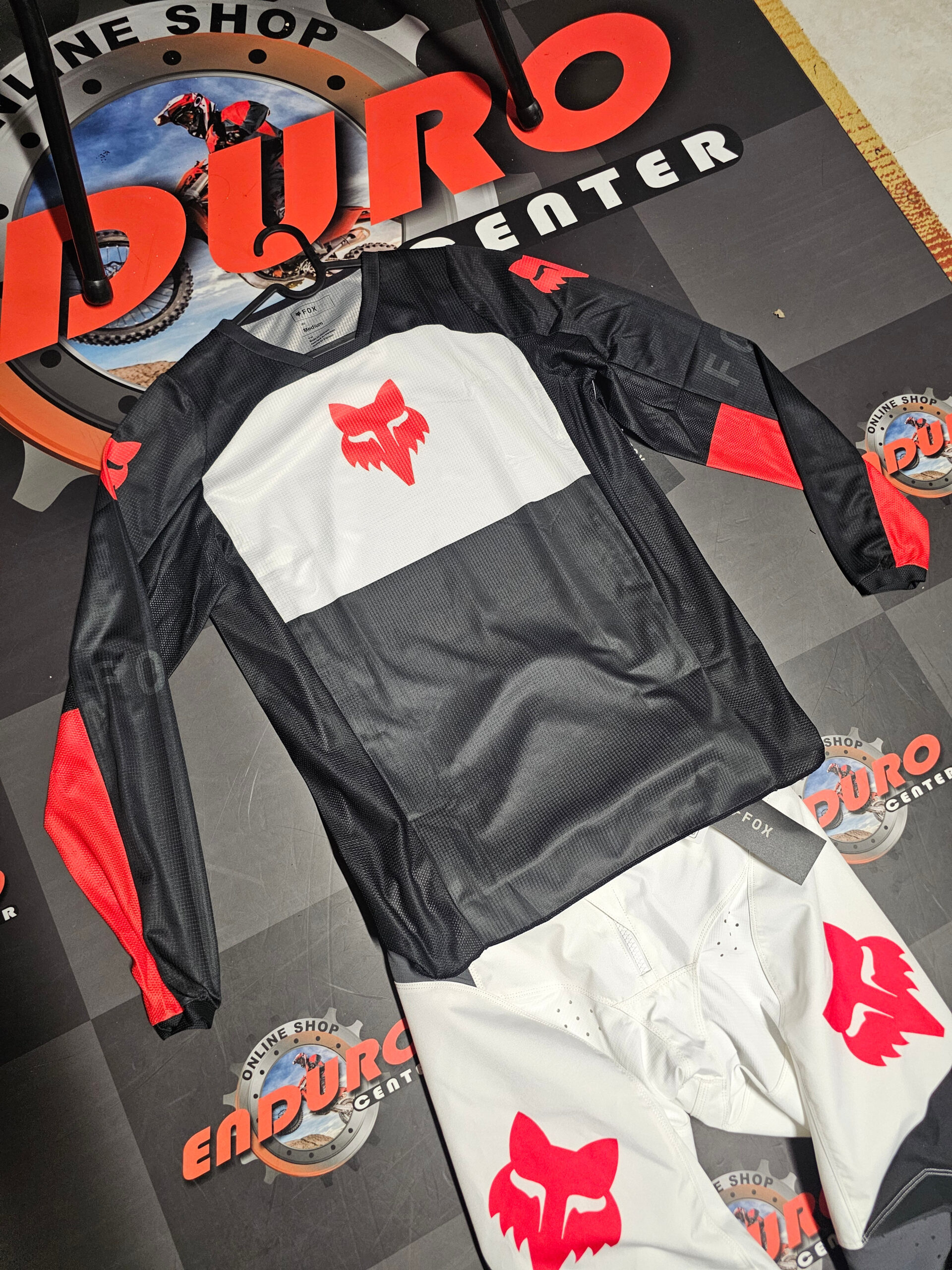 FATO FOX 180 FLOW WHT/RED/BLK 3 FATO FOX 180 FLOW WHT/RED/BLK - Image 3