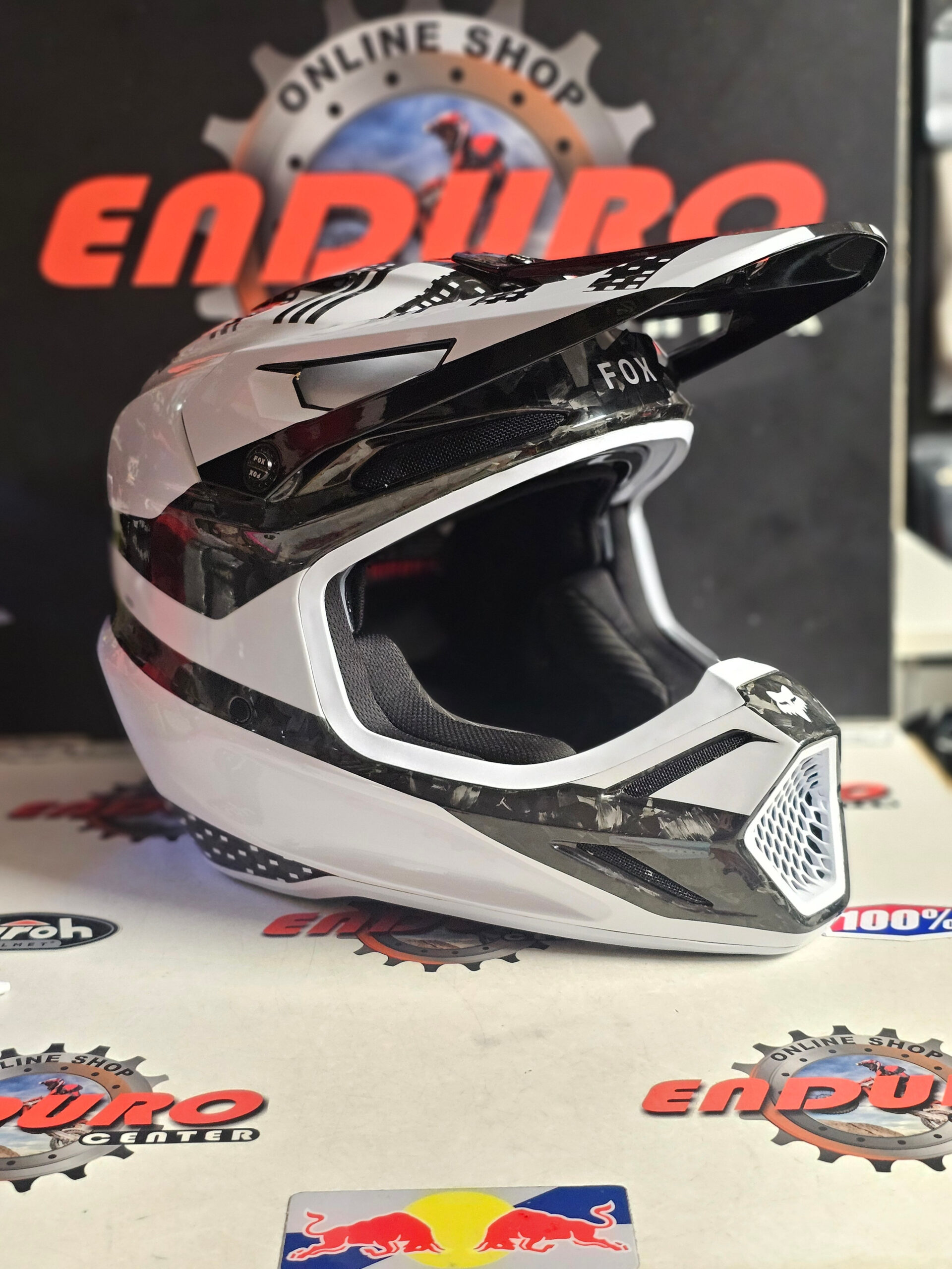 CAPACETE USADO FOX V3 RS CARBON 50TH ANNIVERSARY 25 LTD EDT. WHT/BLK 3 CAPACETE USADO FOX V3 RS CARBON 50TH ANNIVERSARY 25 LTD EDT. WHT/BLK - Image 3