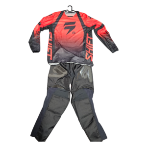 FATO SHIFT WHITE LABEL BLAK POSN BLK/REDFLU