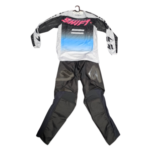 FATO SHIFT WHITE LABEL BLAK FLAME BLK/WHT/PNK